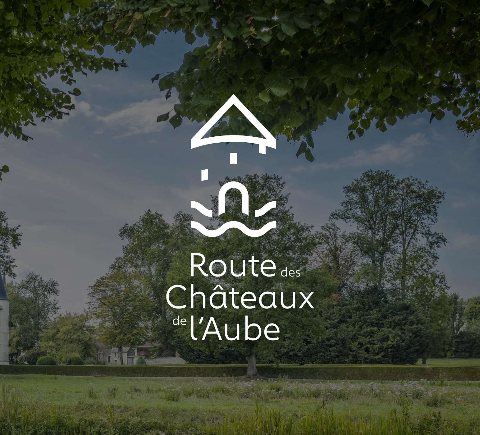 Projet identité de marque et supports de communication - Route des châteaux de l'Aube